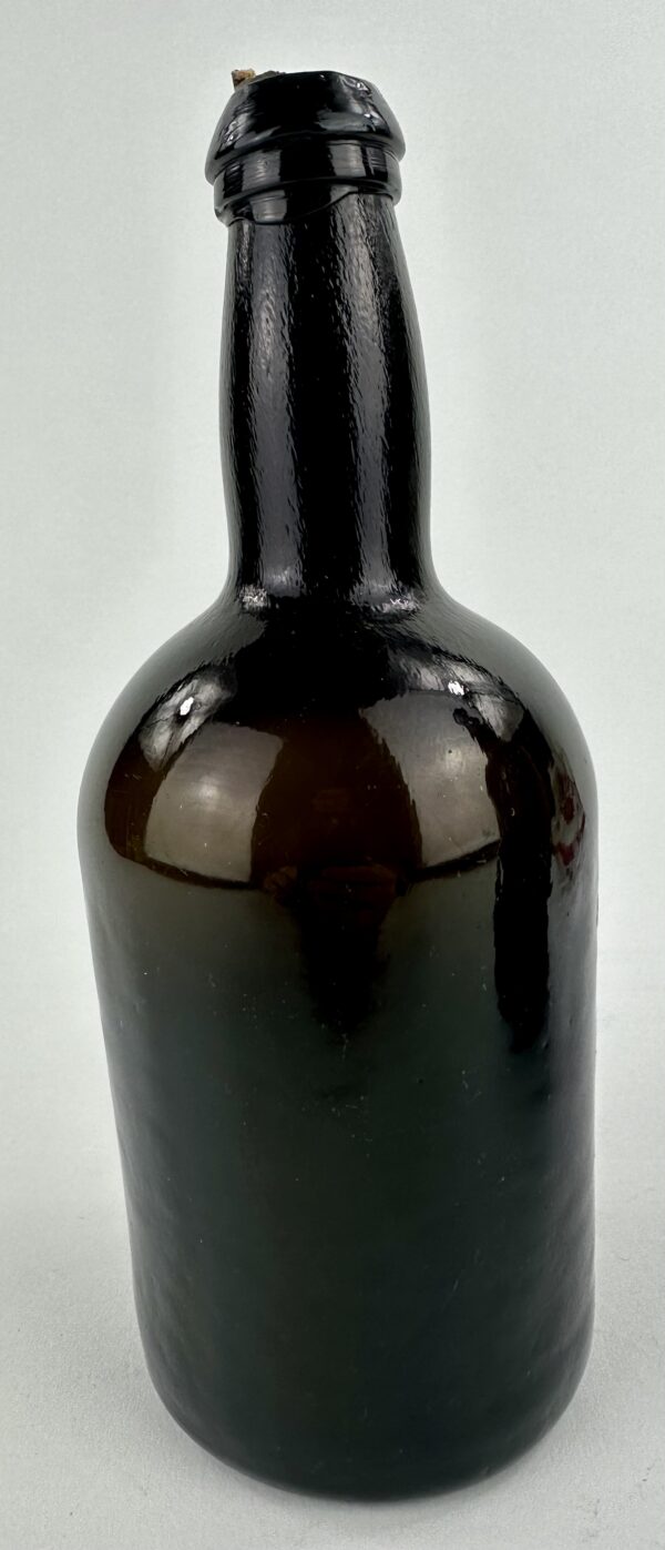 Half Size Squat Wine Bottle C1810/20